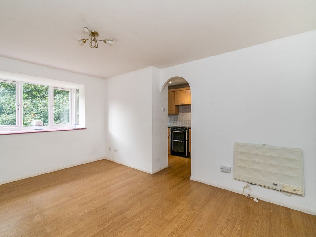 Property photo 2 of 11 Image 1