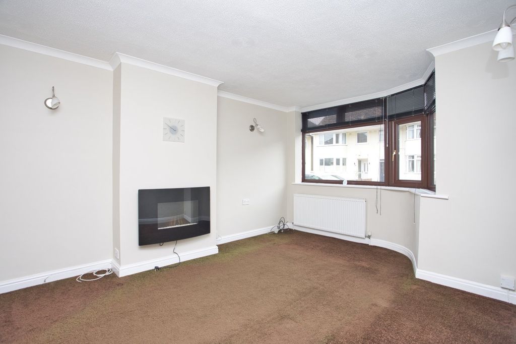 Property photo 3 of 11 Picture 3