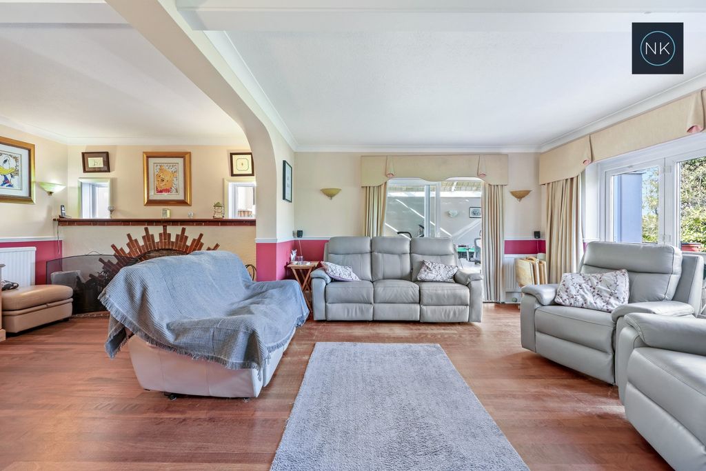 Property photo 2 of 30 5021174