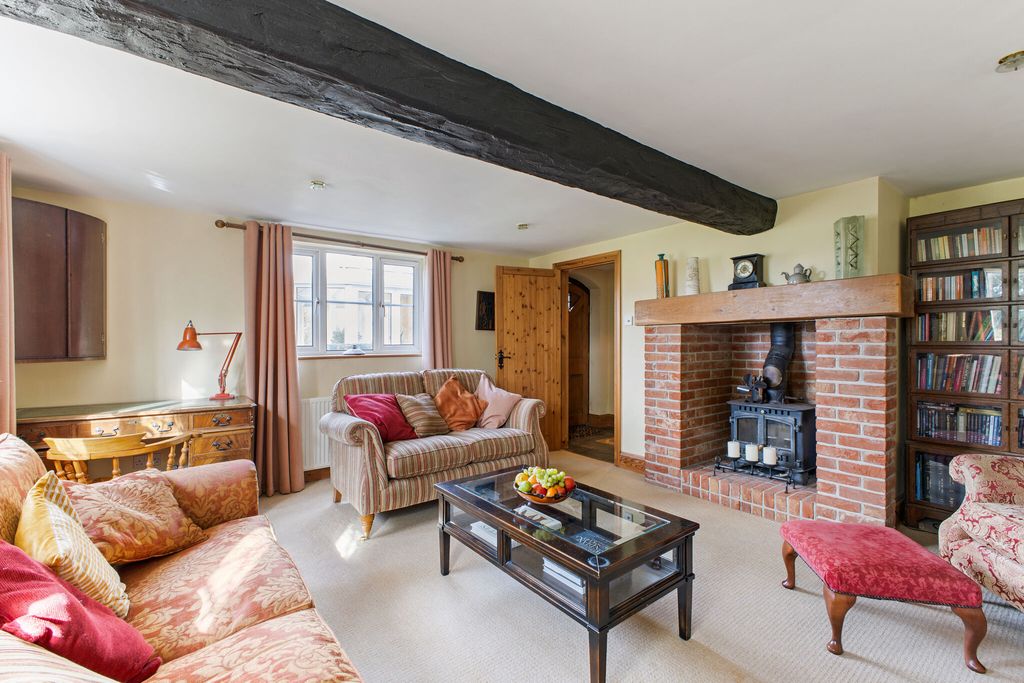 Property photo 2 of 16