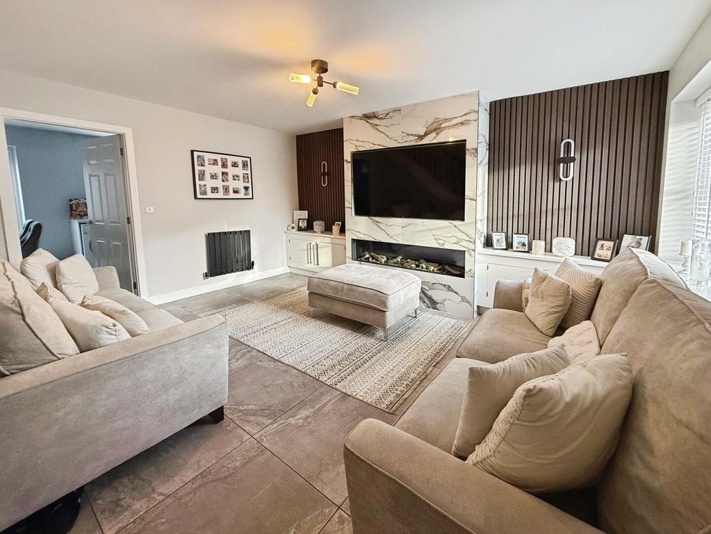 Property photo 2 of 19 Living Room