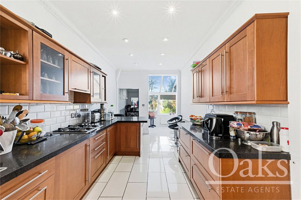 Property photo 3 of 12 Picture No. 08