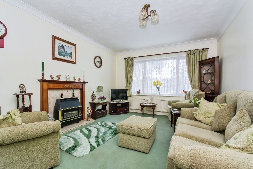 Property photo 3 of 14