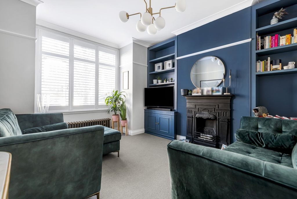 Property photo 1 of 14 790025 (2)