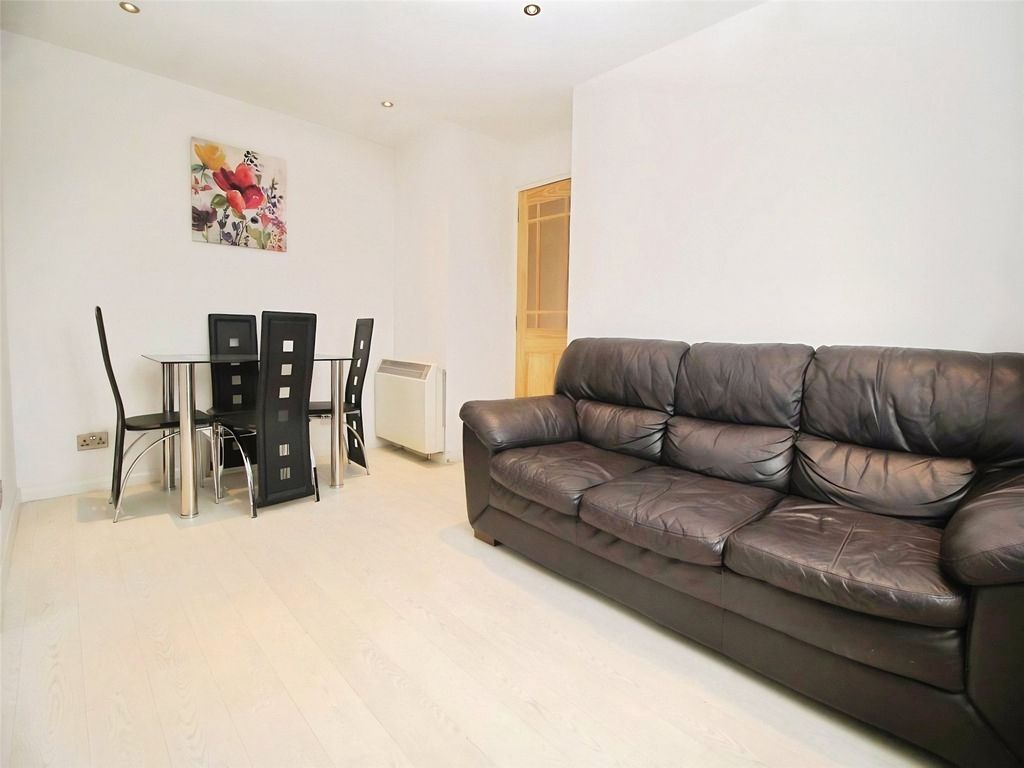 Property photo 2 of 5 Picture No. 04