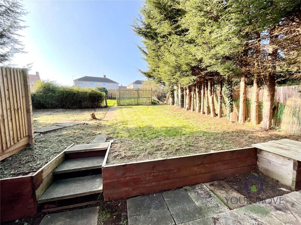 Property photo 3 of 7 Picture No. 06