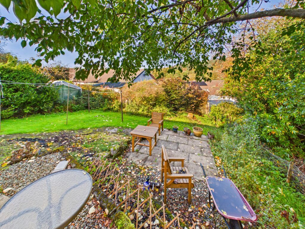 Property photo 2 of 24