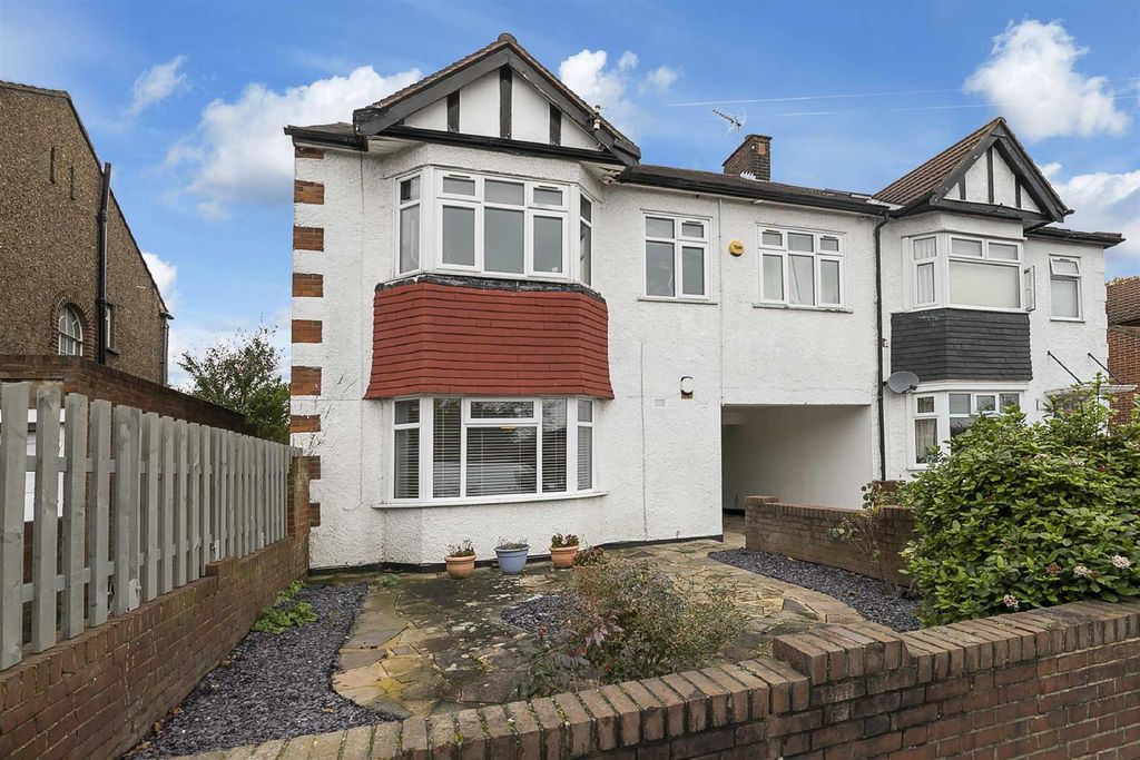 Property photo 1 of 16