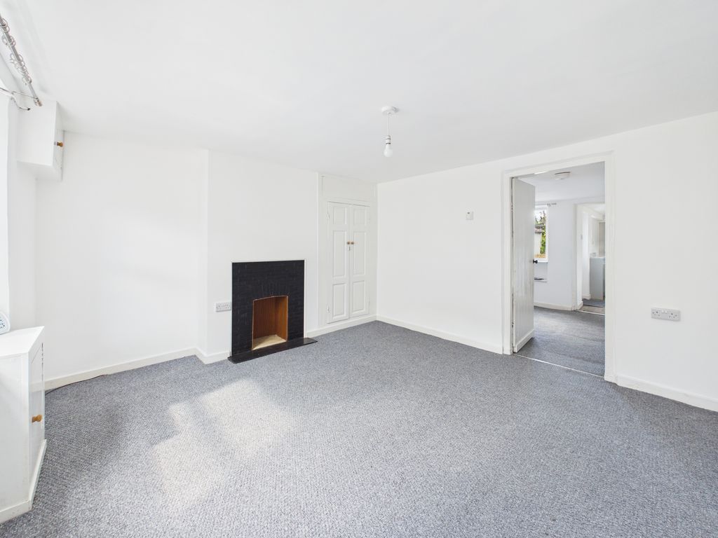 Property photo 3 of 14 Photo 1