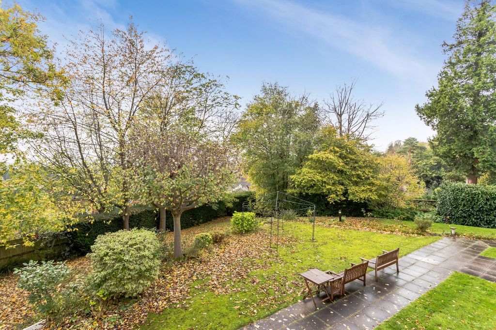 Additional image 10 of 2 bed flat for saleFairfield Road, East Grinstead RH19