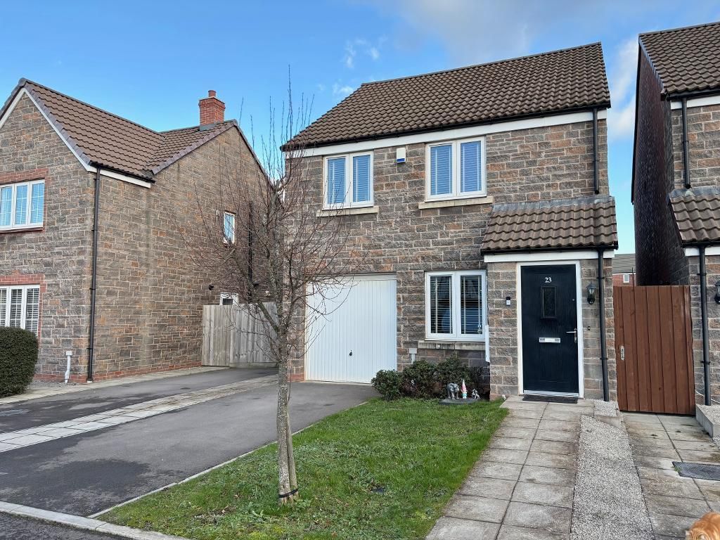 Property photo 1 of 17 Front Aspect