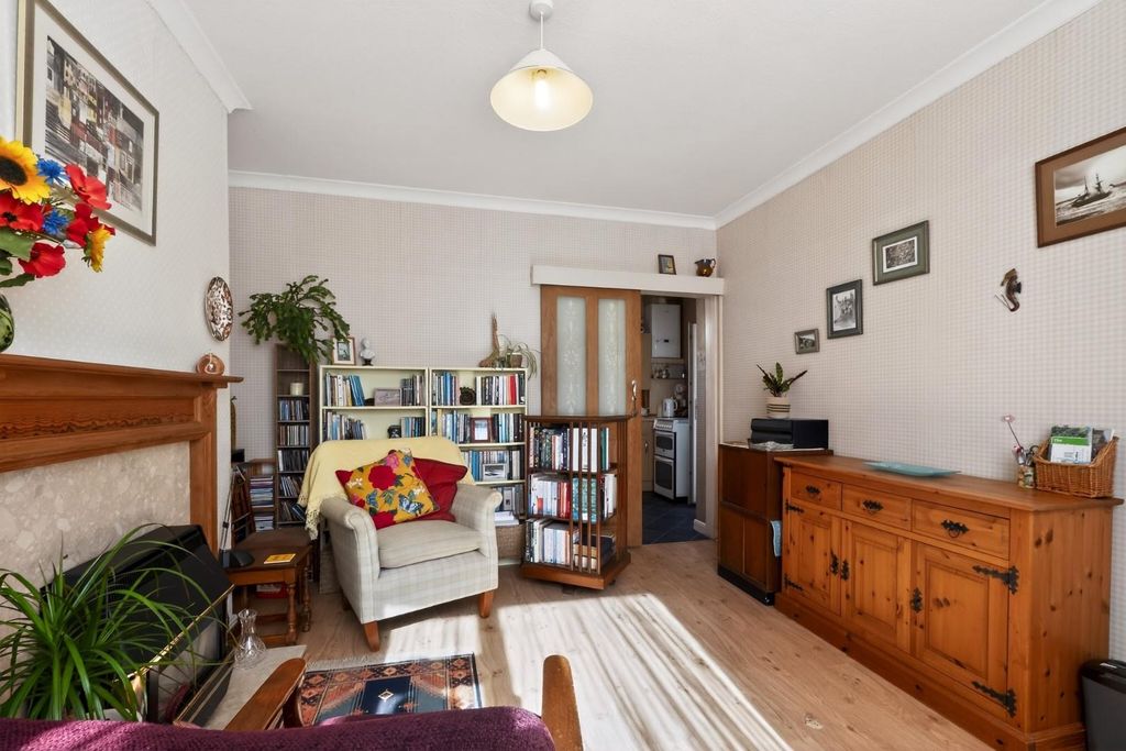 Property photo 3 of 17 Pnmb1019.Jpg