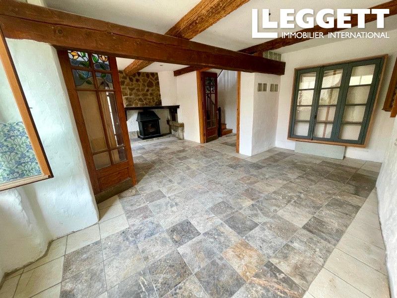 Property photo 3 of 10