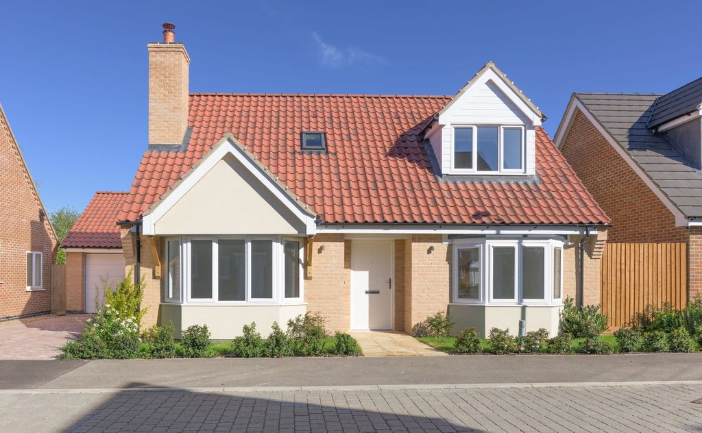 Property photo 3 of 28