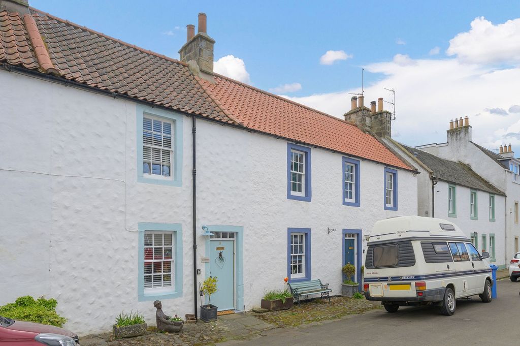 Property photo 1 of 23