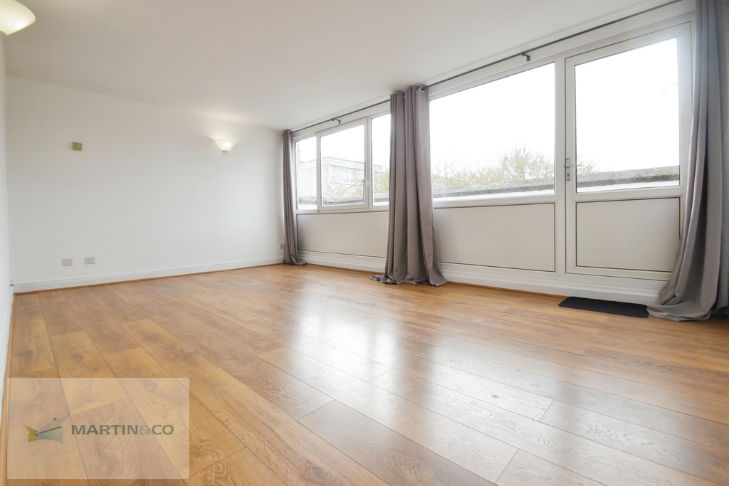 Property photo 2 of 11 19