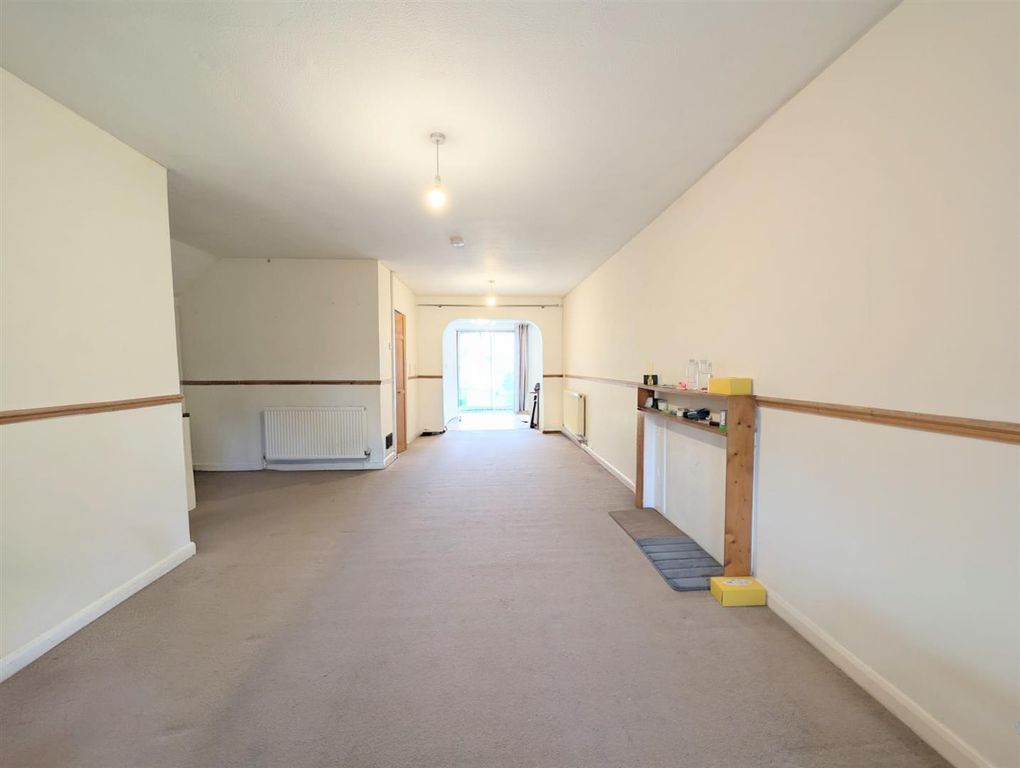 Property photo 2 of 14 8925Fee3-A115-4Ca8-8c11-4F38d57c1Fa6.Jpg