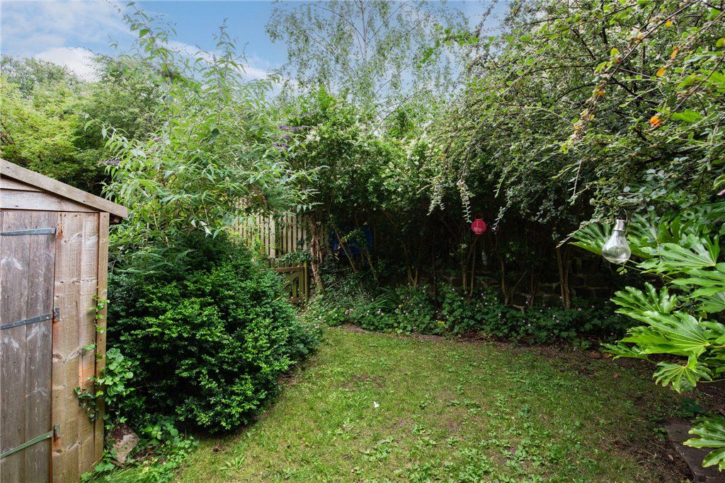 Property photo 2 of 17 Garden