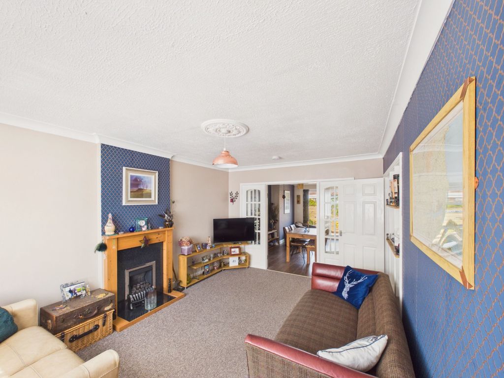 Property photo 2 of 20 5278475