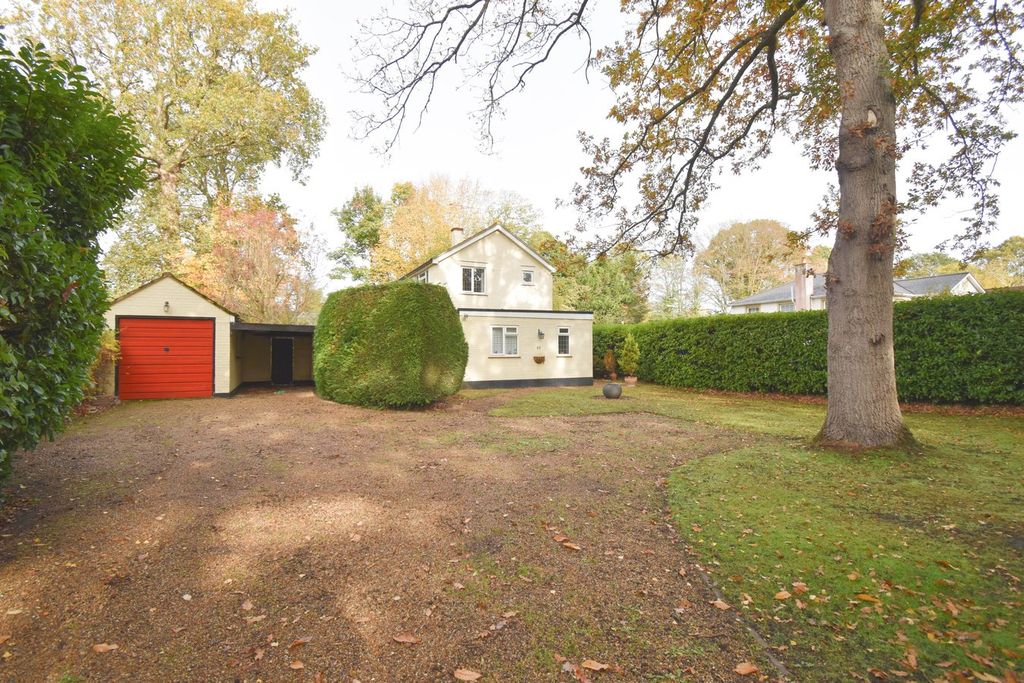 Property photo 1 of 18