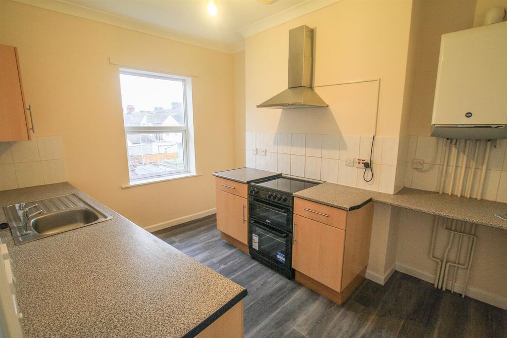 Property photo 2 of 8 Img_1803.Jpg