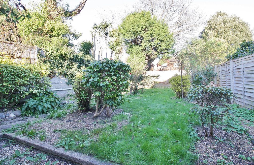 Property photo 3 of 9