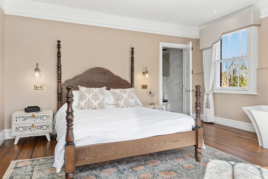 Additional image 15 of 8 bed detached house for saleLondon Road, Hitchin SG4