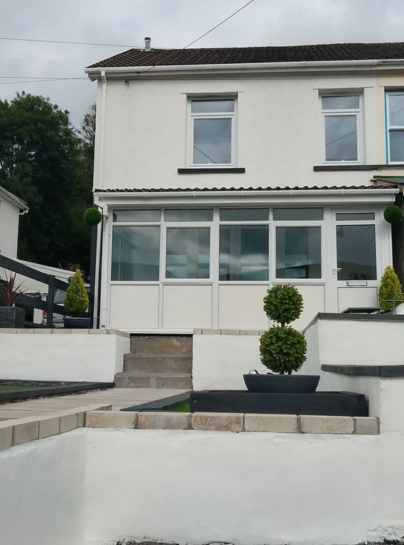 Property photo 1 of 32