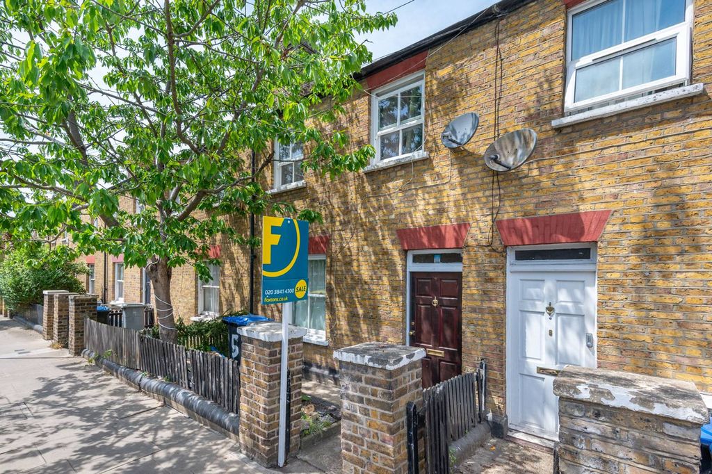 Property photo 2 of 10