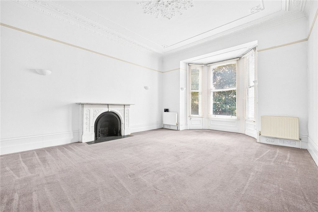 Property photo 2 of 15 Picture No. 08