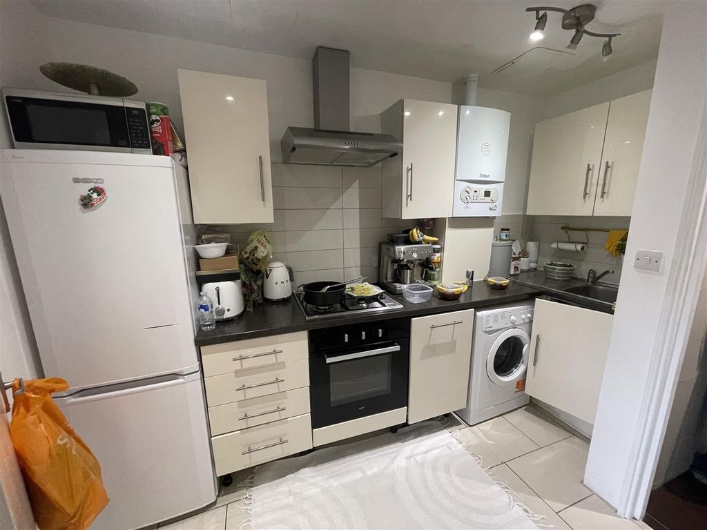 Property photo 3 of 10 Img_3962.Jpeg