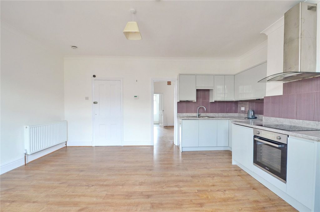 Property photo 2 of 6 Picture No. 04