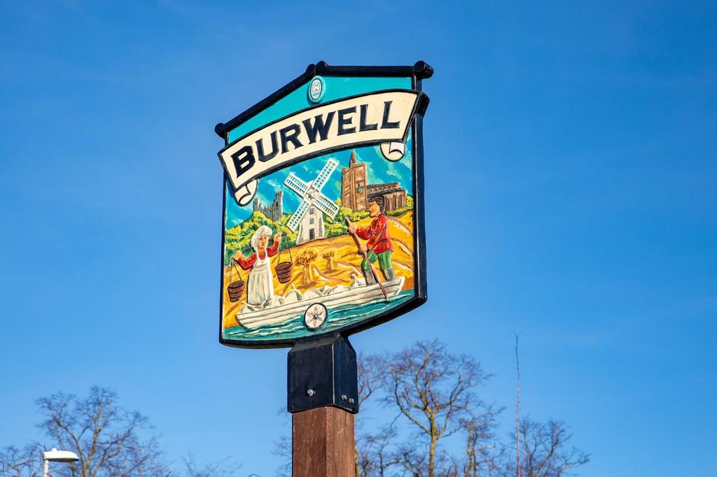 Property photo 3 of 7 Burwell_01.Jpg