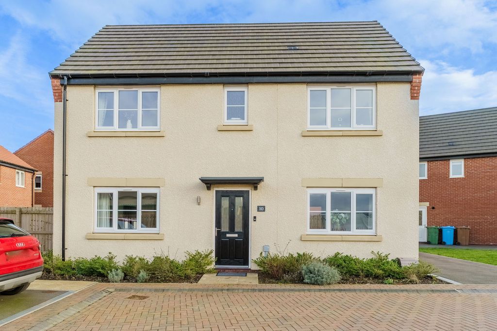 Property photo 1 of 21