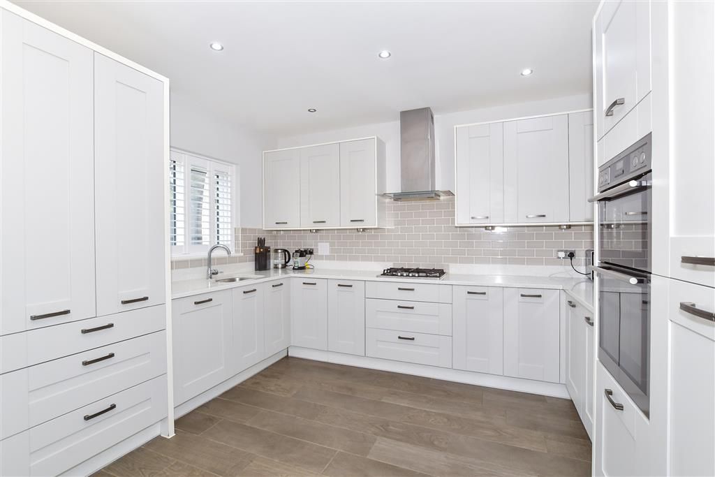 Property photo 3 of 12 Kitchen/Diner