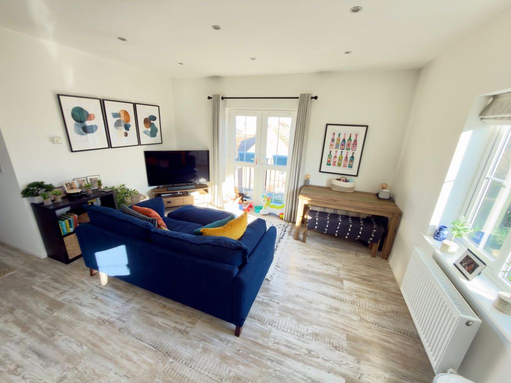 Property photo 1 of 29