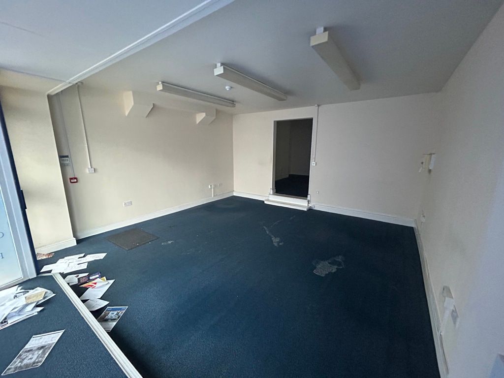 Property photo 2 of 5 Photo 3