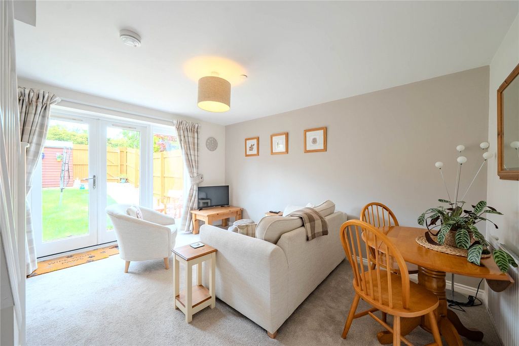 Property photo 2 of 10 Picture No. 01