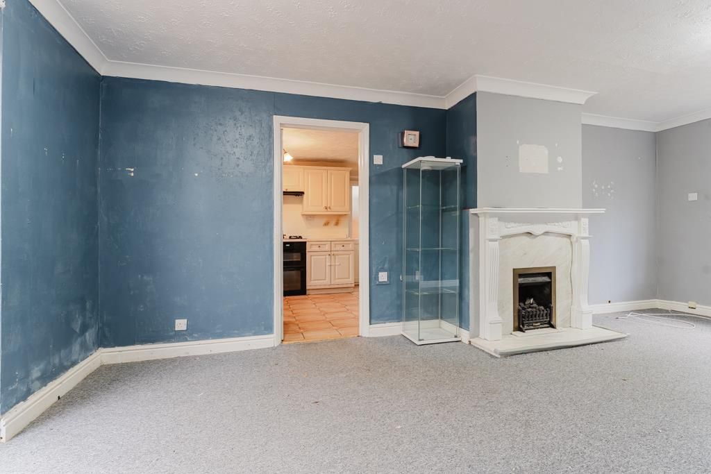 Property photo 3 of 24 58 Chesil Walk, Corby (3 Of 24).Jpg