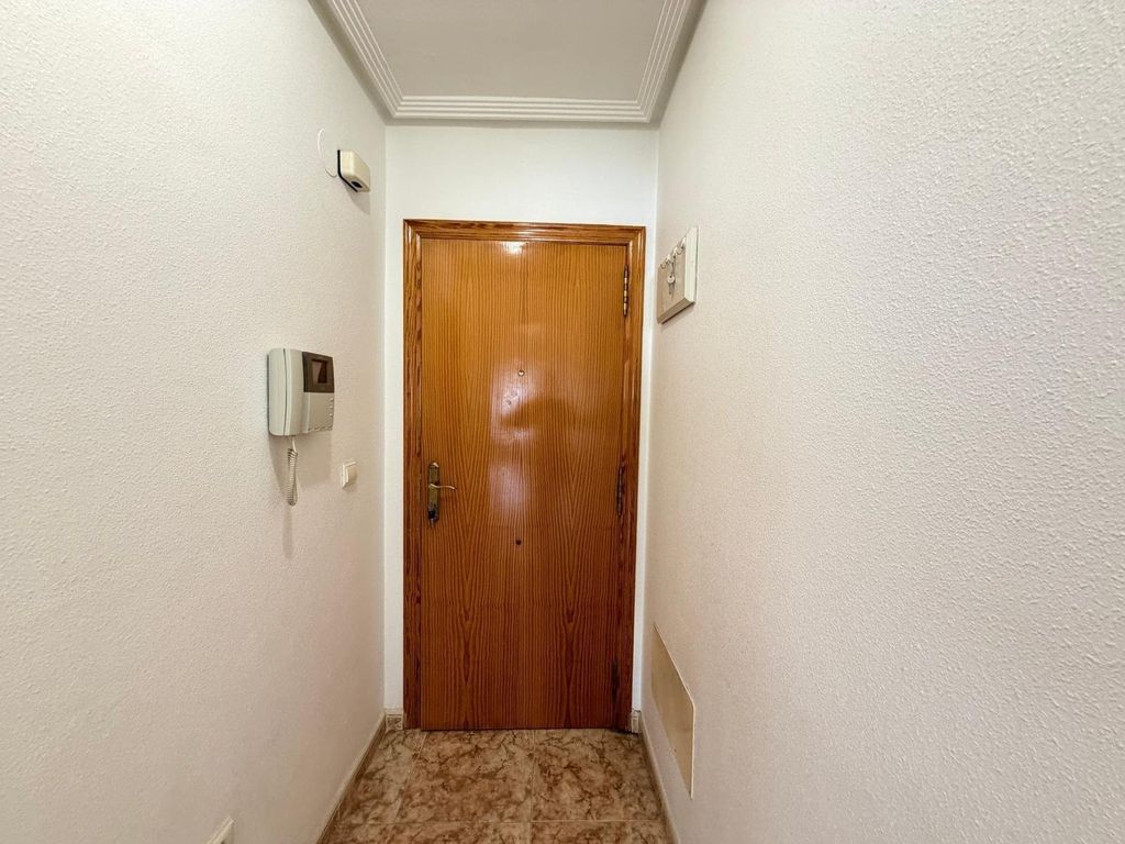 Property photo 3 of 41