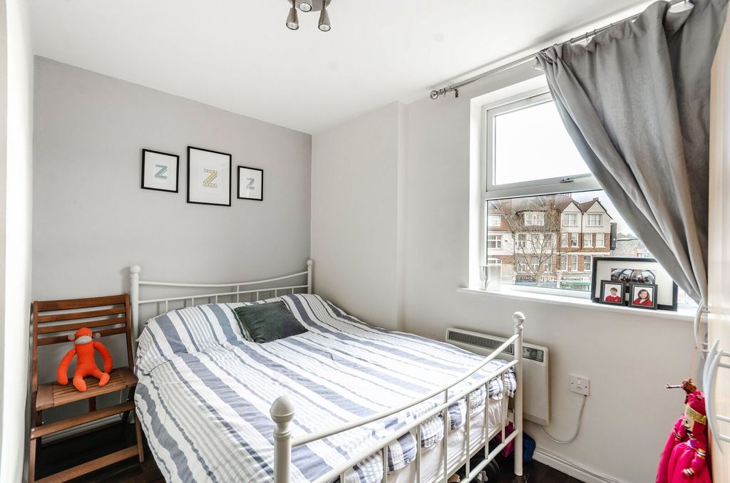 Property photo 2 of 7