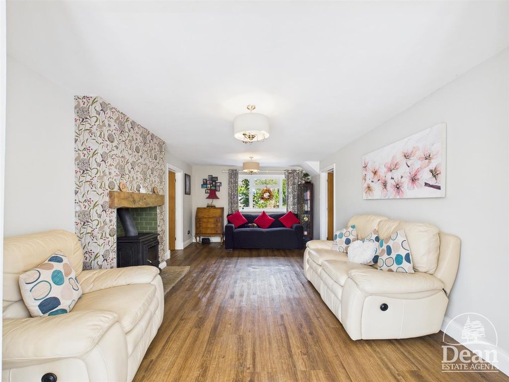 Property photo 3 of 29