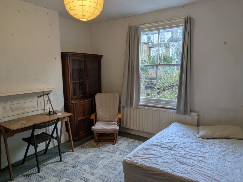 Property photo 1 of 4 Photo 4