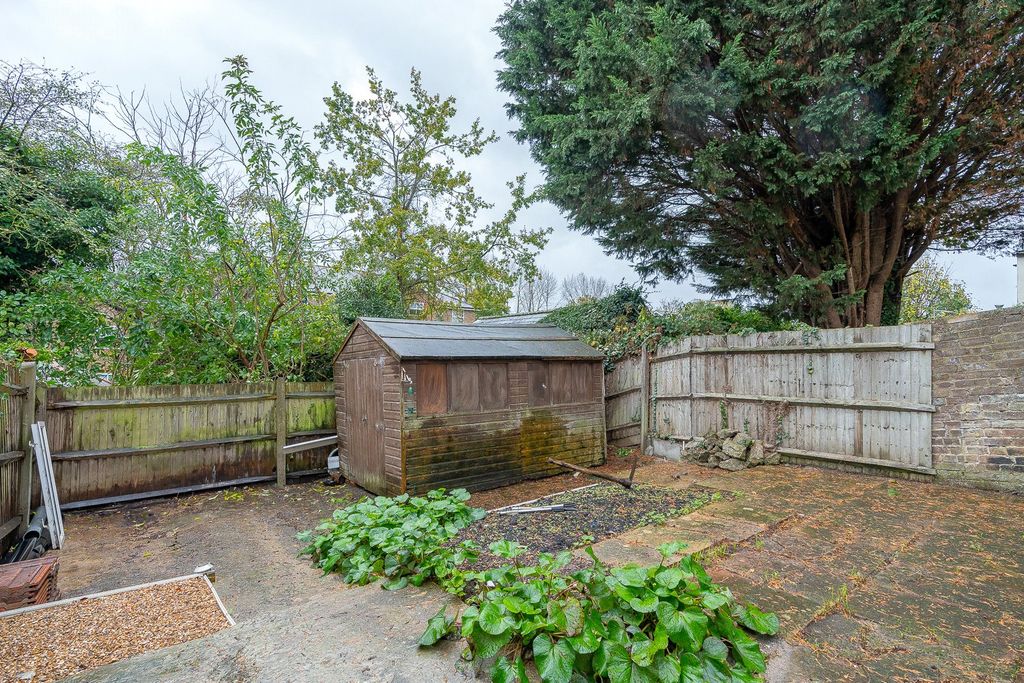 Property photo 3 of 15 Picture No. 11