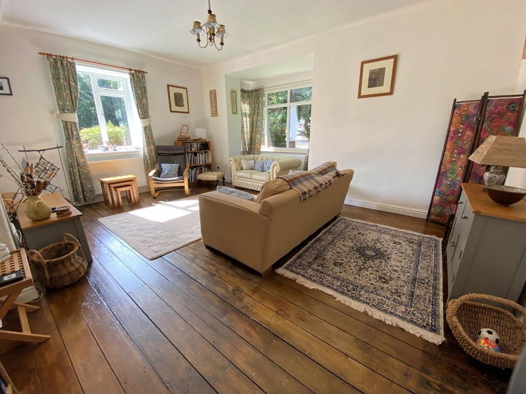 Property photo 3 of 15