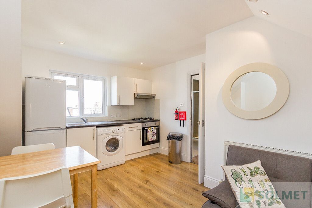 Property photo 1 of 9 2