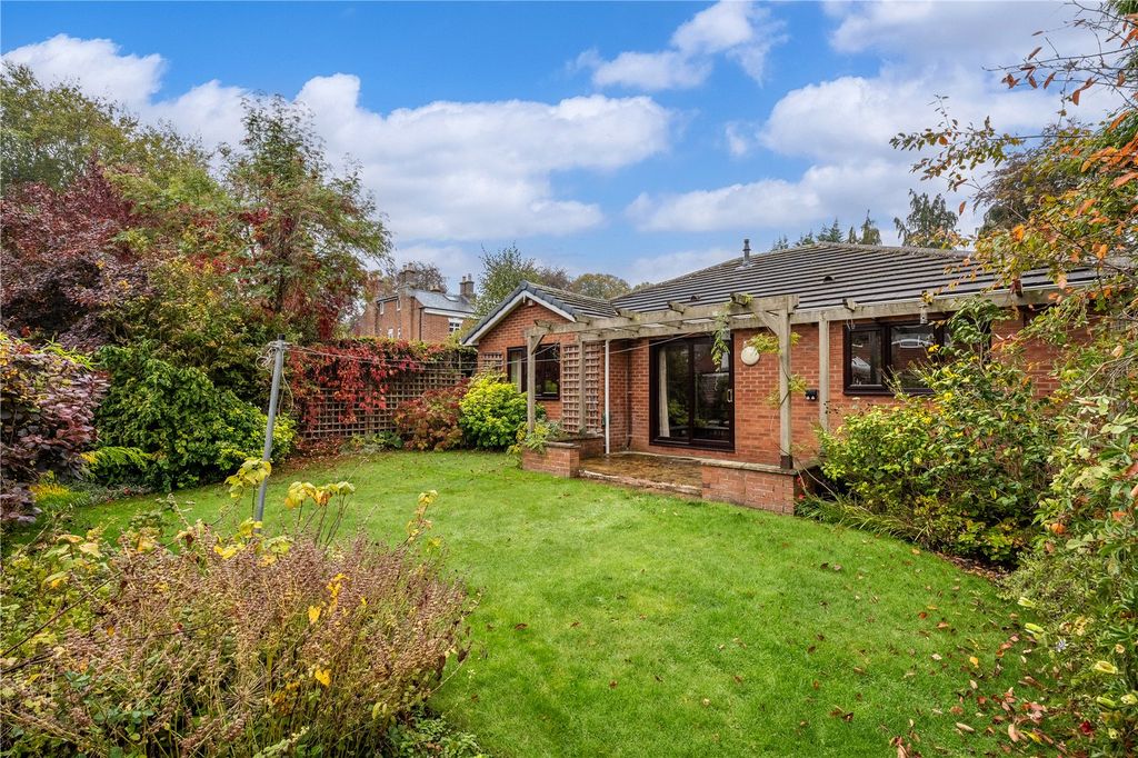 Property photo 3 of 21 Picture No. 25