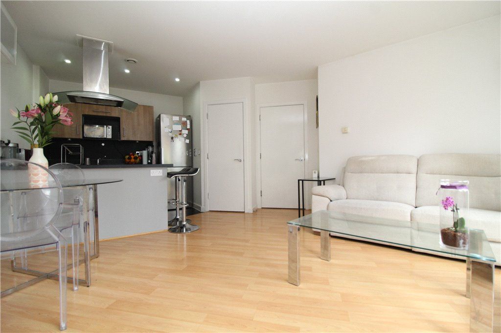 Property photo 1 of 14 Recpetion/Kitchen