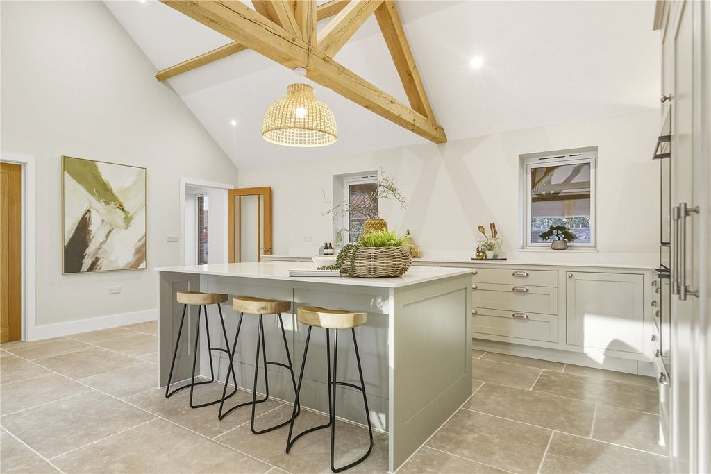 Property photo 2 of 15 Picture No. 43