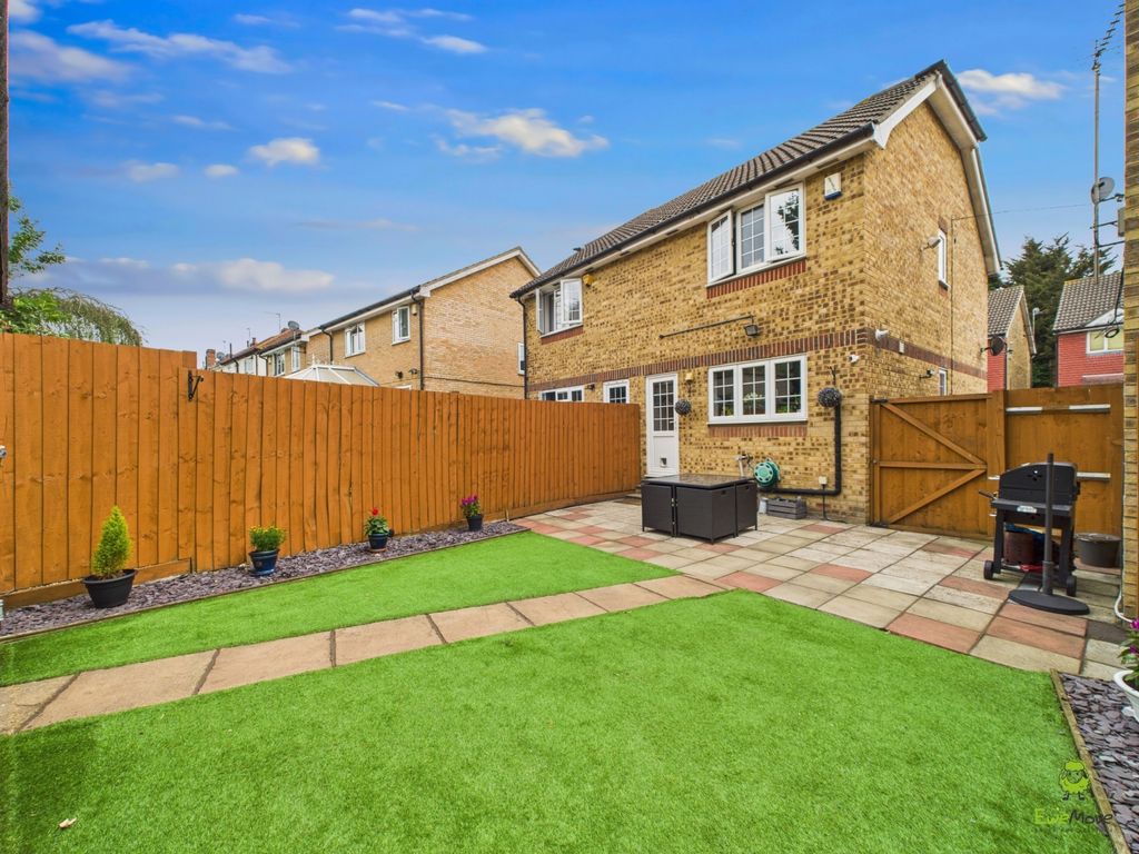 Property photo 3 of 22 Presented By Clinton At Ewemove Bexleyheath And Da